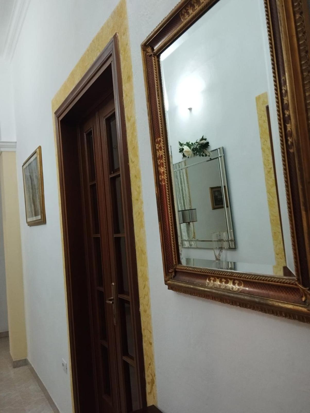 The Family House Hotel Livorno Buitenkant foto