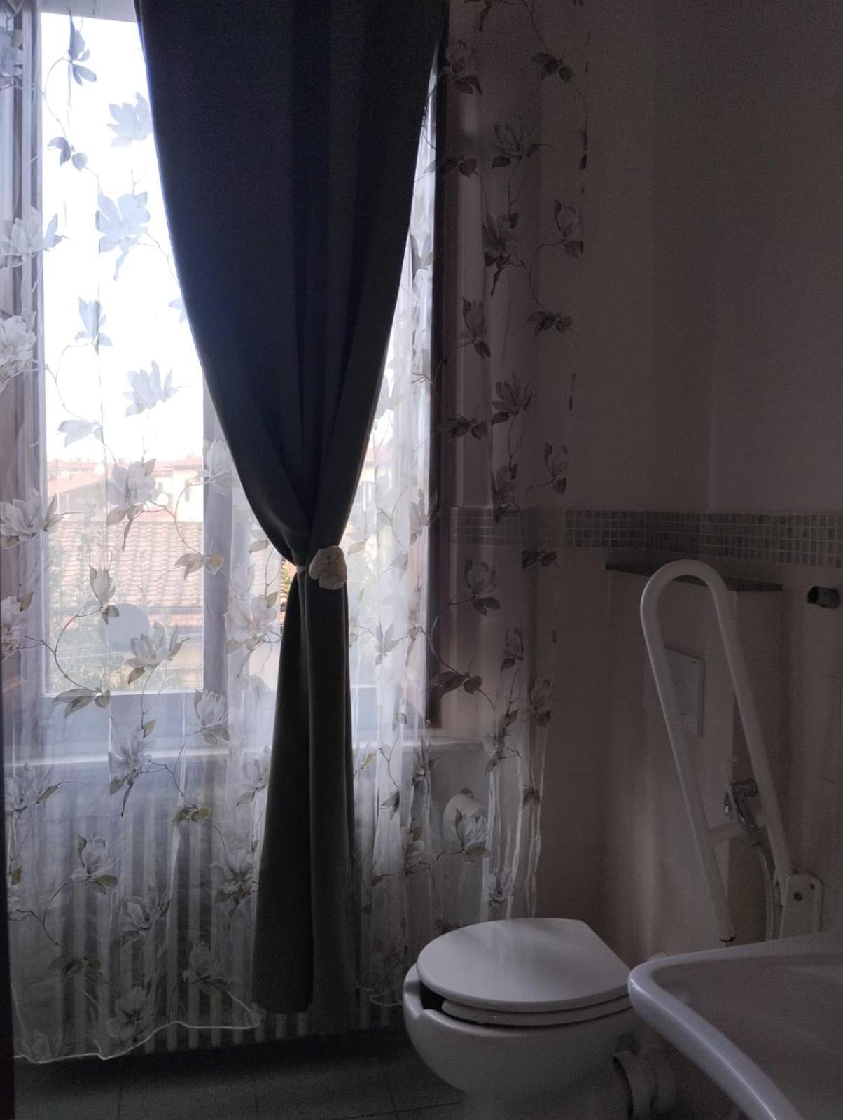 The Family House Hotel Livorno Buitenkant foto